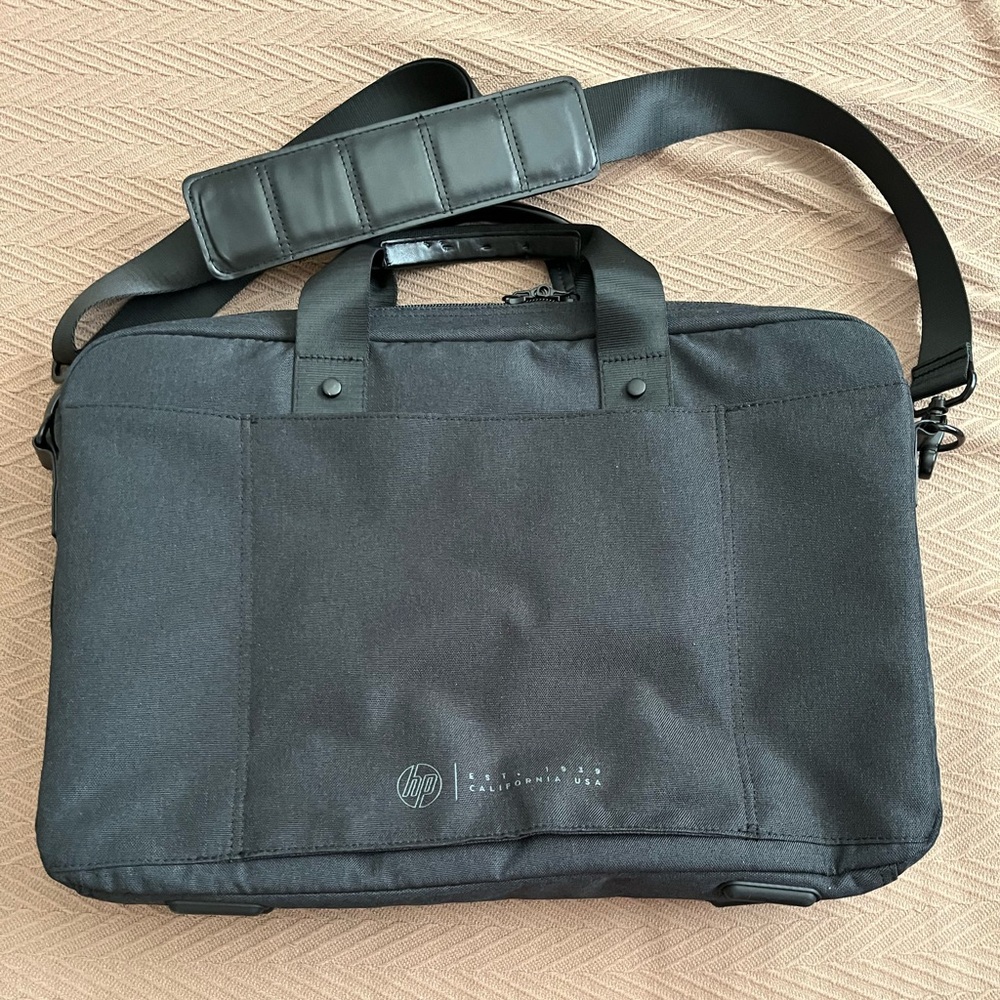 New HP laptop bag